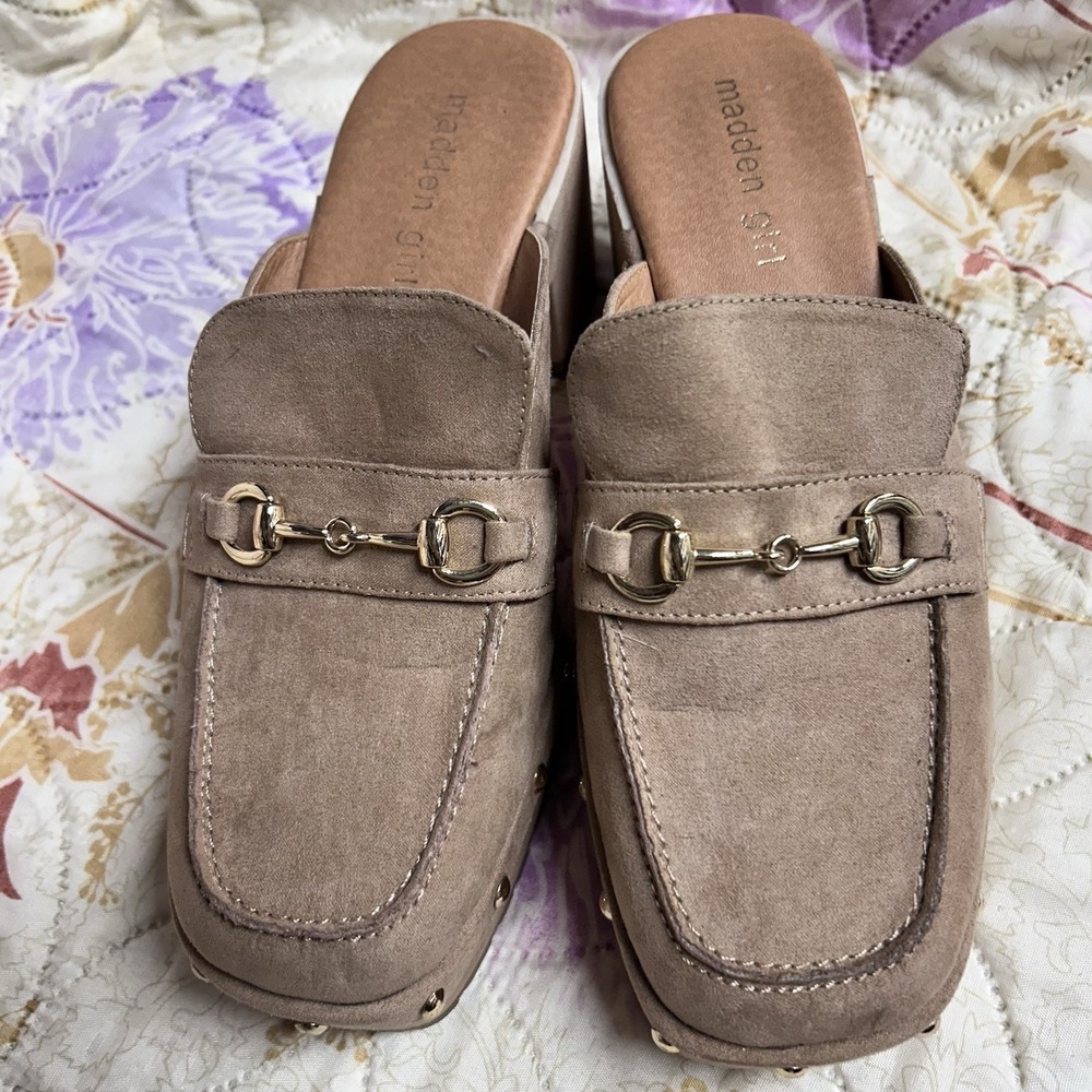 Madden Girl Brown Chunky Heels Size 8